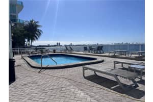 2016 Bay Dr 203, Miami Beach 2016 Bay Dr 203, Miami Beach