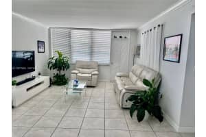 2016 Bay Dr 203 Miami Beach, FL 33141 - MLS#A11927985