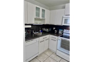 2016 Bay Dr 203 Miami Beach, FL 33141 - MLS#A11927985