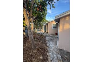 111 Ne 175th St North Miami Beach, FL 33162 - MLS#A11928004