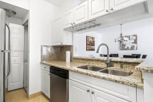 17150 N Bay Rd 2618 Sunny Isles Beach, FL 33160 - MLS#A11928032