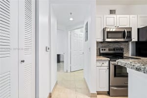 17150 N Bay Rd 2618 Sunny Isles Beach, FL 33160 - MLS#A11928032