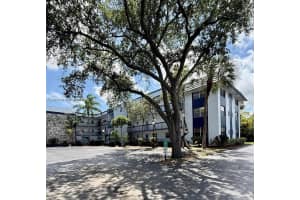 3060 Holiday Springs Blvd 104, Margate