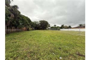 8 Nw 8th St Fort Lauderdale, FL 33311 - MLS#A11928042