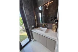 4910 Ne 27th Ave Lighthouse Point, FL 33064 - MLS#A11928088