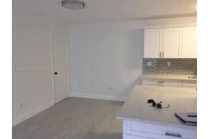 10740 N Kendall Dr APT L24, Miami, FL 33176, - MLS#A11928104