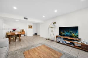 4020 N Hills Dr 29, Hollywood 4020 N Hills Dr 29, Hollywood