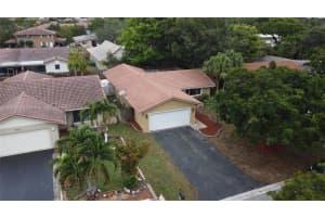 8915 Nw 26th Ct Coral Springs, FL 33065 - MLS#A11928155