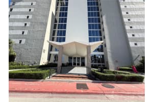 9273 Collins Ave APT 207, Surfside, FL 33154, - MLS#A11928158