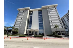 9273 Collins Ave APT 207, Surfside, FL 33154, - MLS#A11928158