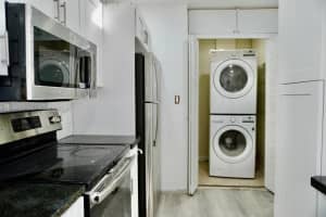 7800 Sw 8th Ct North Lauderdale, FL 33068 - MLS#A11928159