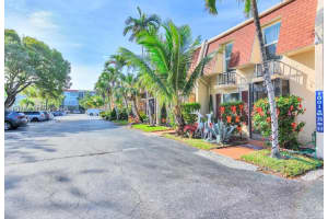 1001 E Three Islands Blvd 36 Hallandale Beach, FL 33009 - MLS#A11928165