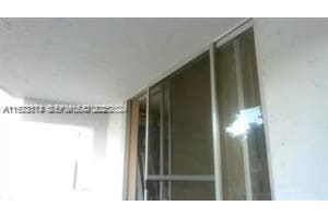 496 Nw 165th St Rd D-314, Miami 496 Nw 165th St Rd D-314, Miami