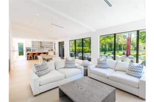 317 Bayberry Dr, Plantation, FL 33317, - MLS#A11928186