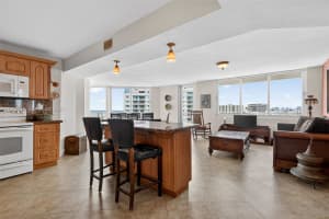 7135 Collins Ave APT 1015, Miami Beach, FL 33141, - MLS#A11928211