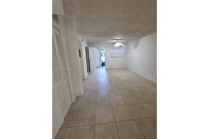 2000 Biarritz Dr 202 Miami Beach, FL 33141 - MLS#A11928232