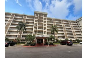 3091 N Course Dr 705 Pompano Beach, FL 33069 - MLS#A11928242