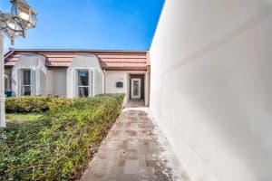 7417 Twin Sabal Dr Miami Lakes, FL 33014 - MLS#A11928247