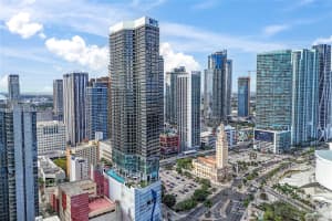 398 Ne 5th St 4616 Miami, FL 33132 - MLS#A11928248