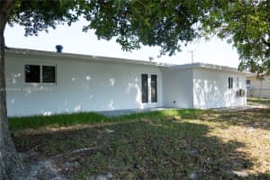 1530 Nw 47th Ave Lauderhill, FL 33313 - MLS#A11928305