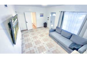 334 W 36th Ter Hialeah, FL 33012 - MLS#A11928326