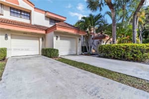 3475 Emerald Oaks Dr 1705 Hollywood, FL 33021 - MLS#A11928333