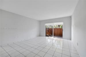 7205 Miami Lakes Dr B3 Miami Lakes, FL 33014 - MLS#A11928339