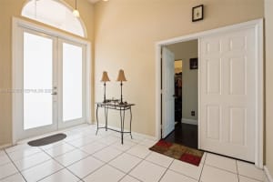 600 E Cypress Pointe Dr E Pembroke Pines, FL 33027 - MLS#A11928355