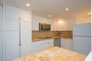 1901 Brickell Ave B905 Miami, FL 33129 - MLS#A11928467