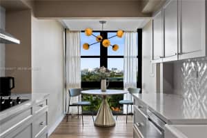 1915 Brickell Ave 1001, Miami