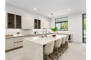 7285 Sw 72nd Ter Miami, FL 33143 - MLS#A11928479