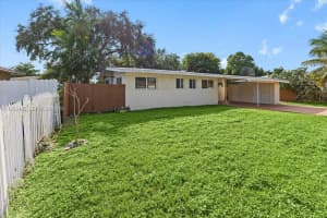 140 Nw 198th St Miami Gardens, FL 33169 - MLS#A11928482