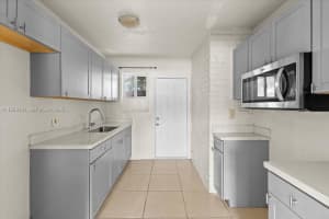 140 Nw 198th St Miami Gardens, FL 33169 - MLS#A11928482