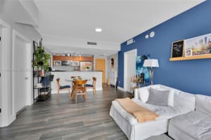 Vizcayne, 253 NE 2nd St APT 1710, Miami, FL 33132, - MLS#A11928524