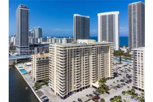 1833 S Ocean Dr 1807 Hallandale Beach, FL 33009 - MLS#A11928535