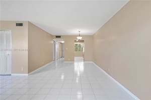 8305 Nw 61st St C305 Tamarac, FL 33321 - MLS#A11928582