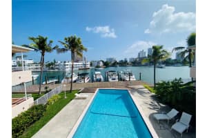 6881 Bay Dr 11 Miami Beach, FL 33141 - MLS#A11928685