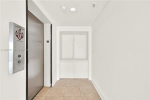 385 Poinciana Dr 1230 Sunny Isles Beach, FL 33160 - MLS#A11928689