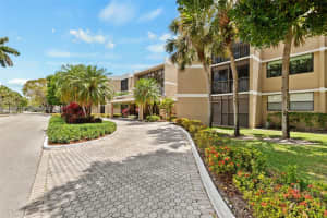 16400 Golf Club Rd APT 104, Weston, FL 33326, - MLS#A11928706