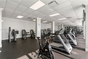 7135 Collins Ave 613 Miami Beach, FL 33141 - MLS#A11928720