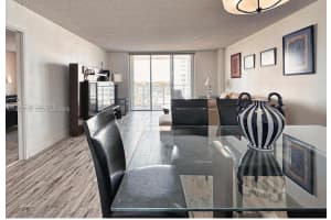 5701 Collins Ave APT 505, Miami Beach, FL 33140, - MLS#A11928739