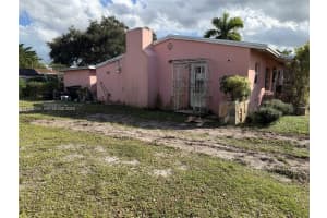 17501 Nw 41st Ave Miami Gardens, FL 33055 - MLS#A11928765