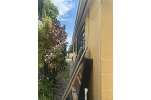 4465 E 8th Ln Hialeah, FL 33013 - MLS#A11928815