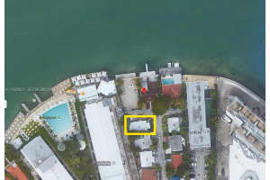 6 Farrey Ln, Miami Beach