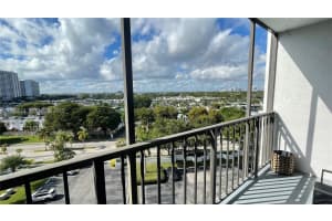 800 Parkview Dr 807 Hallandale Beach, FL 33009 - MLS#A11928823