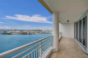848 Brickell Key Dr APT 3206, Miami, FL 33131, - MLS#A11928825