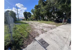 6320 Nw 4th Ave Miami, FL 33150 Sold 03/18/26
