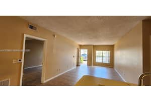 10312 S Fox Trail Rd S 1004 Royal Palm Beach, FL 33411 - MLS#A11928865