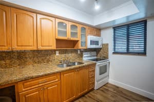 895 W 80th Pl Hialeah, FL 33014 - MLS#A11928891