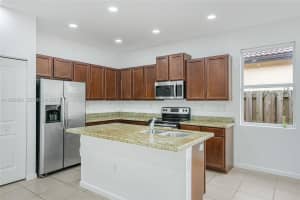 11863 Sw 253rd Ter Homestead, FL 33032 - MLS#A11928908